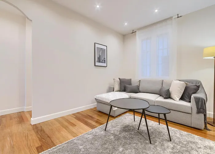 Daire Museo Pintxos By Next Stop *